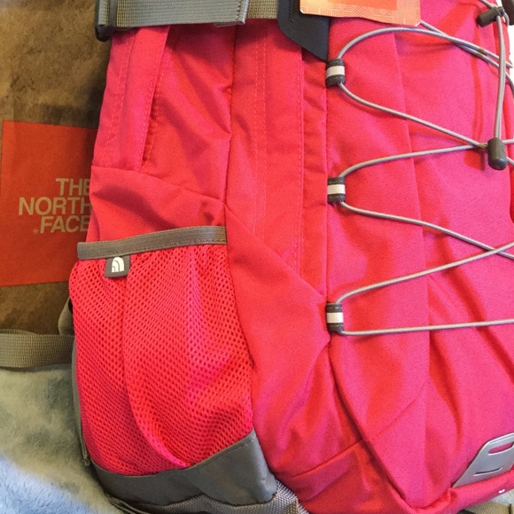 NWT The North Face Women's Borealis Backpack - Picture 3 of 7